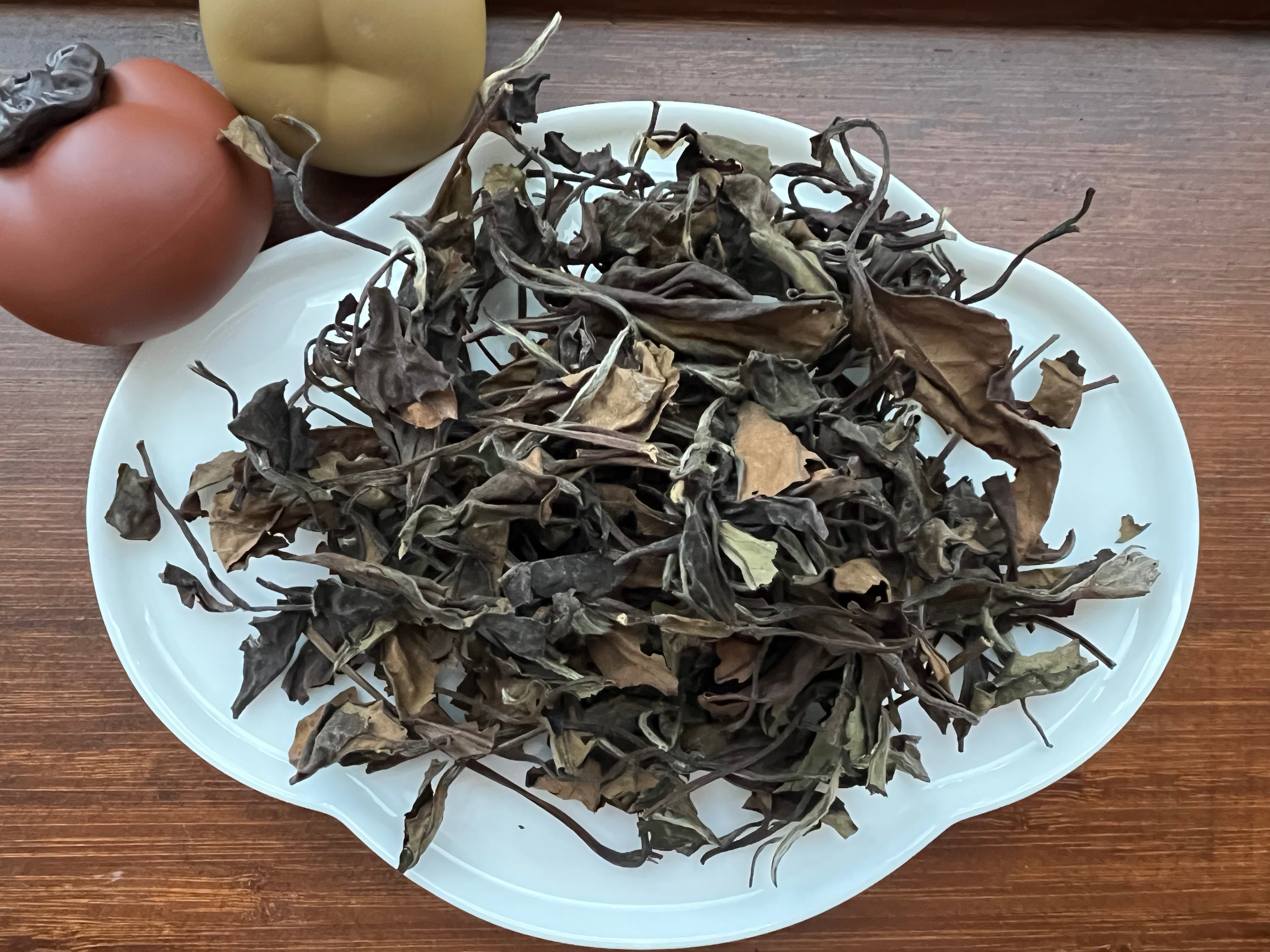 Aged Sun-dried White Tea - Shou Mei (纯日晒老寿眉)