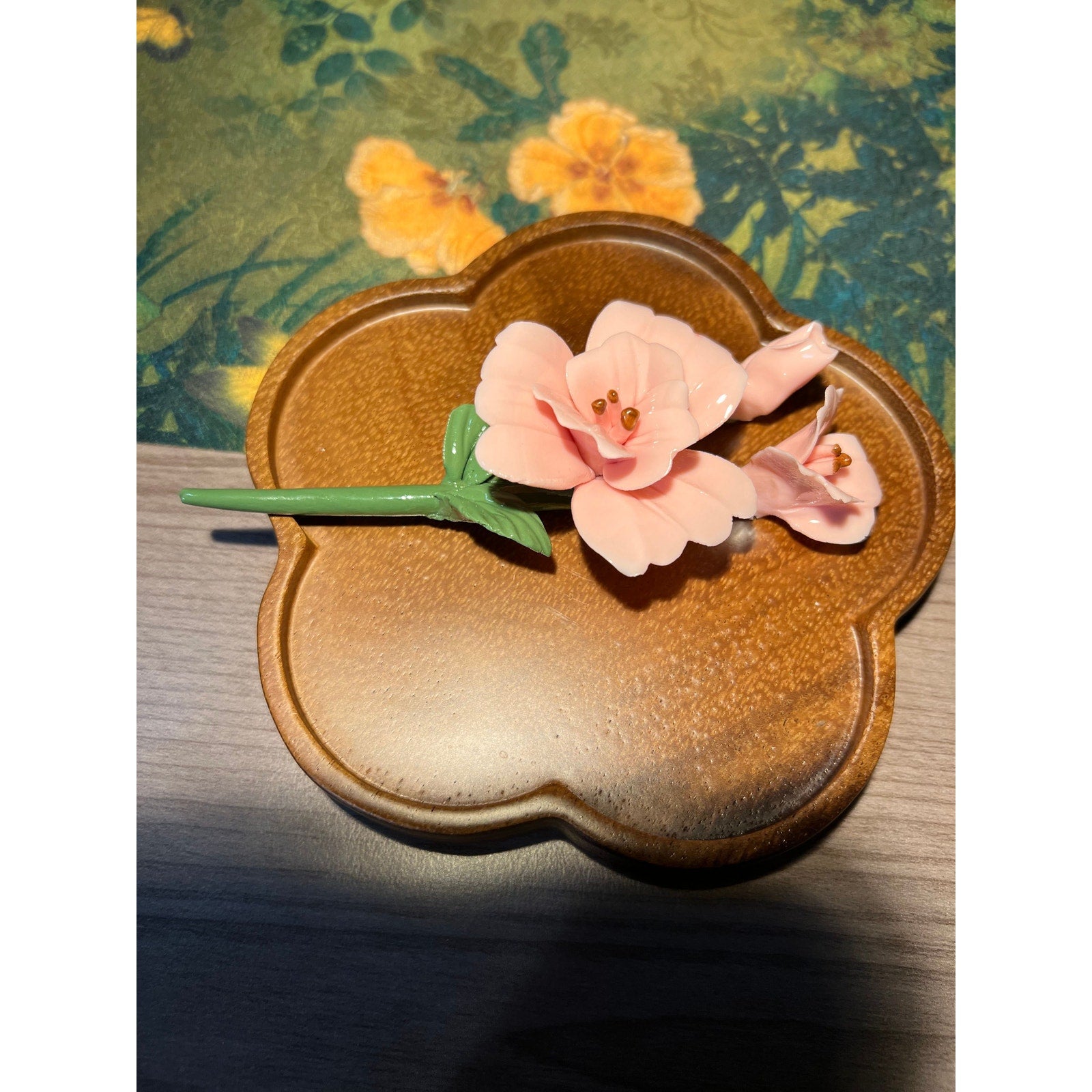 Porcelain cherry blossoms, pink