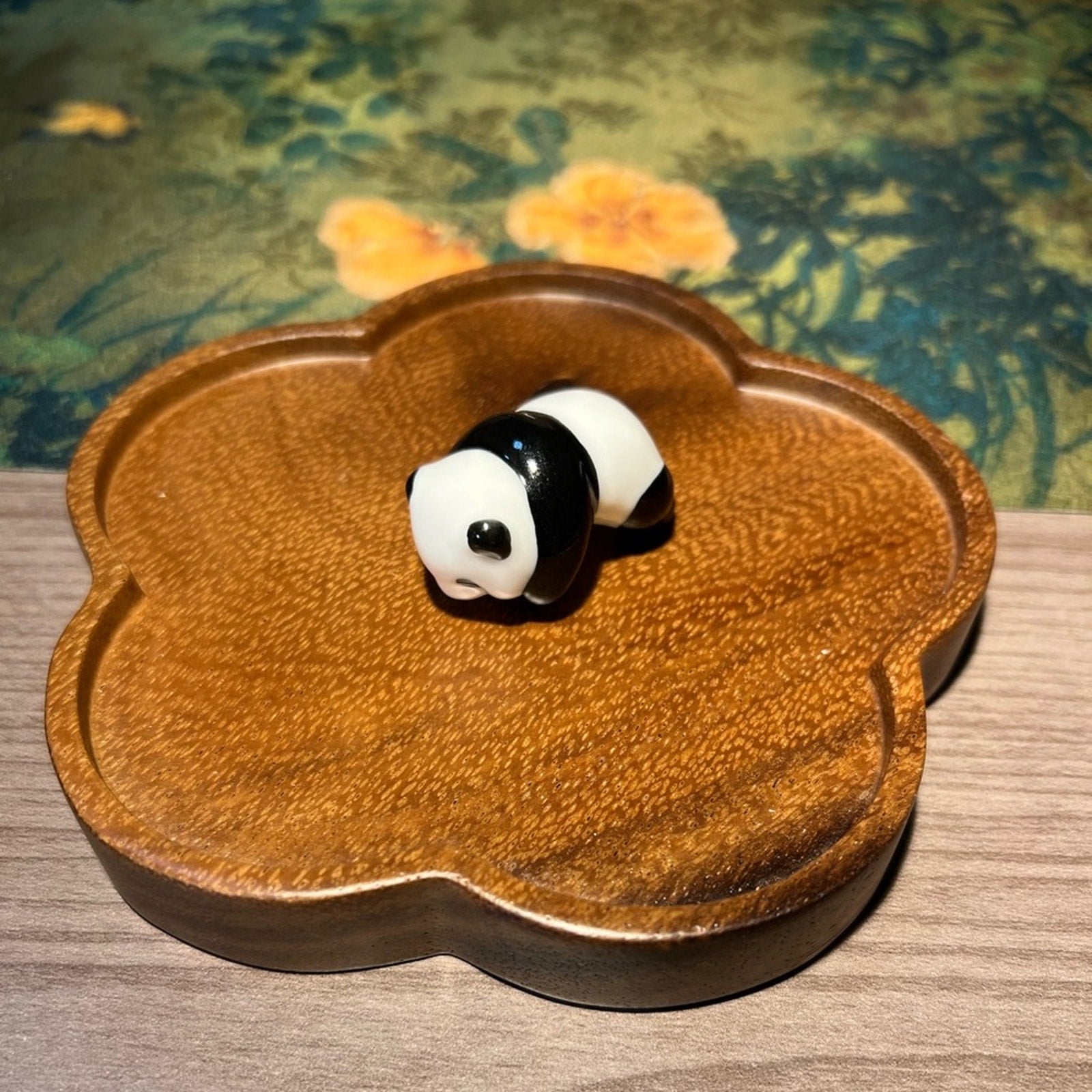 Porcelain “everything hanger” panda baby tea pet "万物皆可挂"