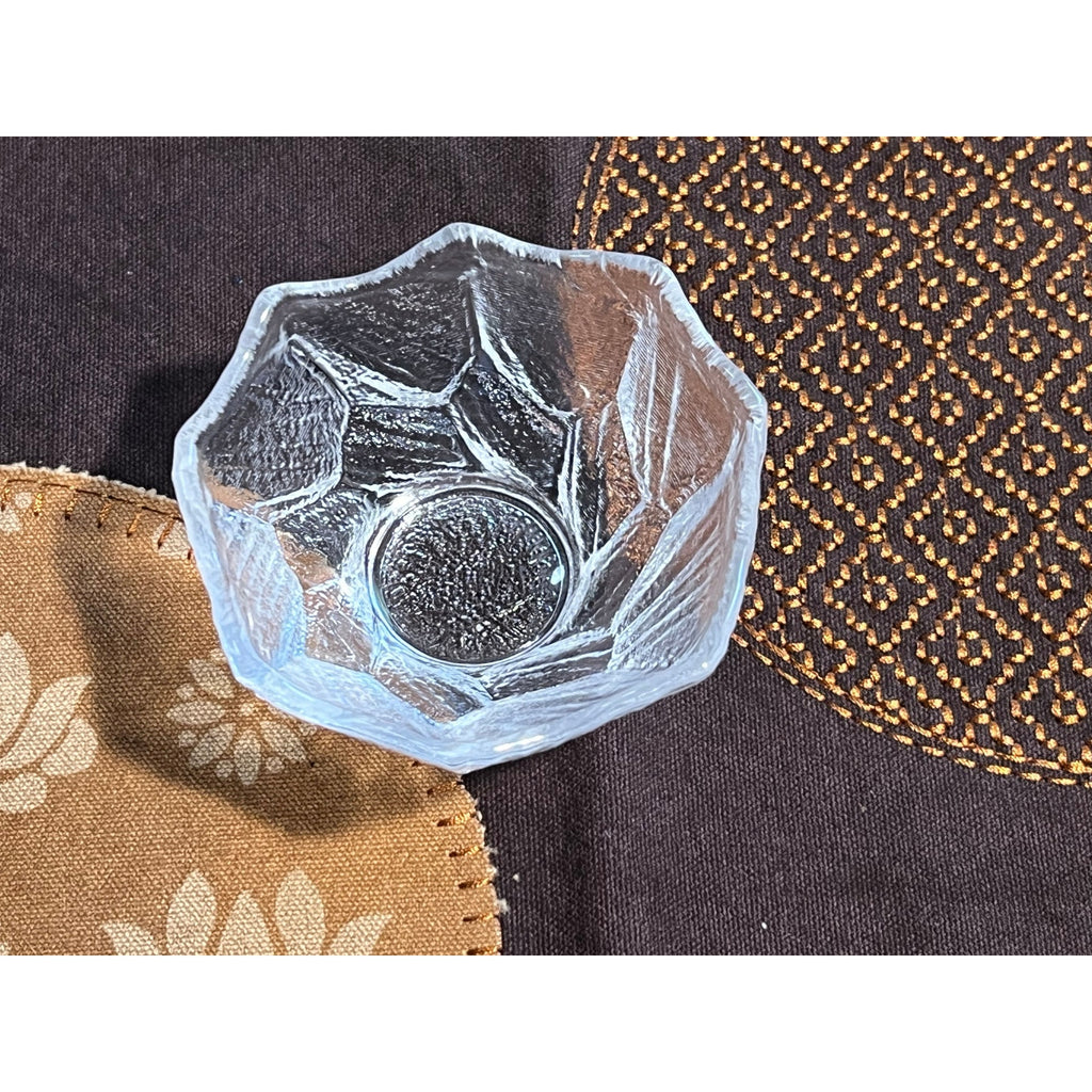 Glass tea cup icy flower shape